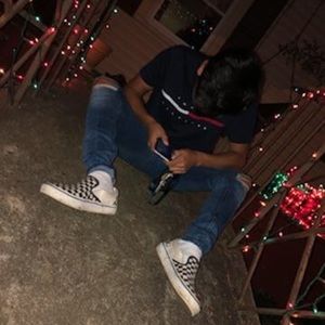 Meet your Posher, Luis